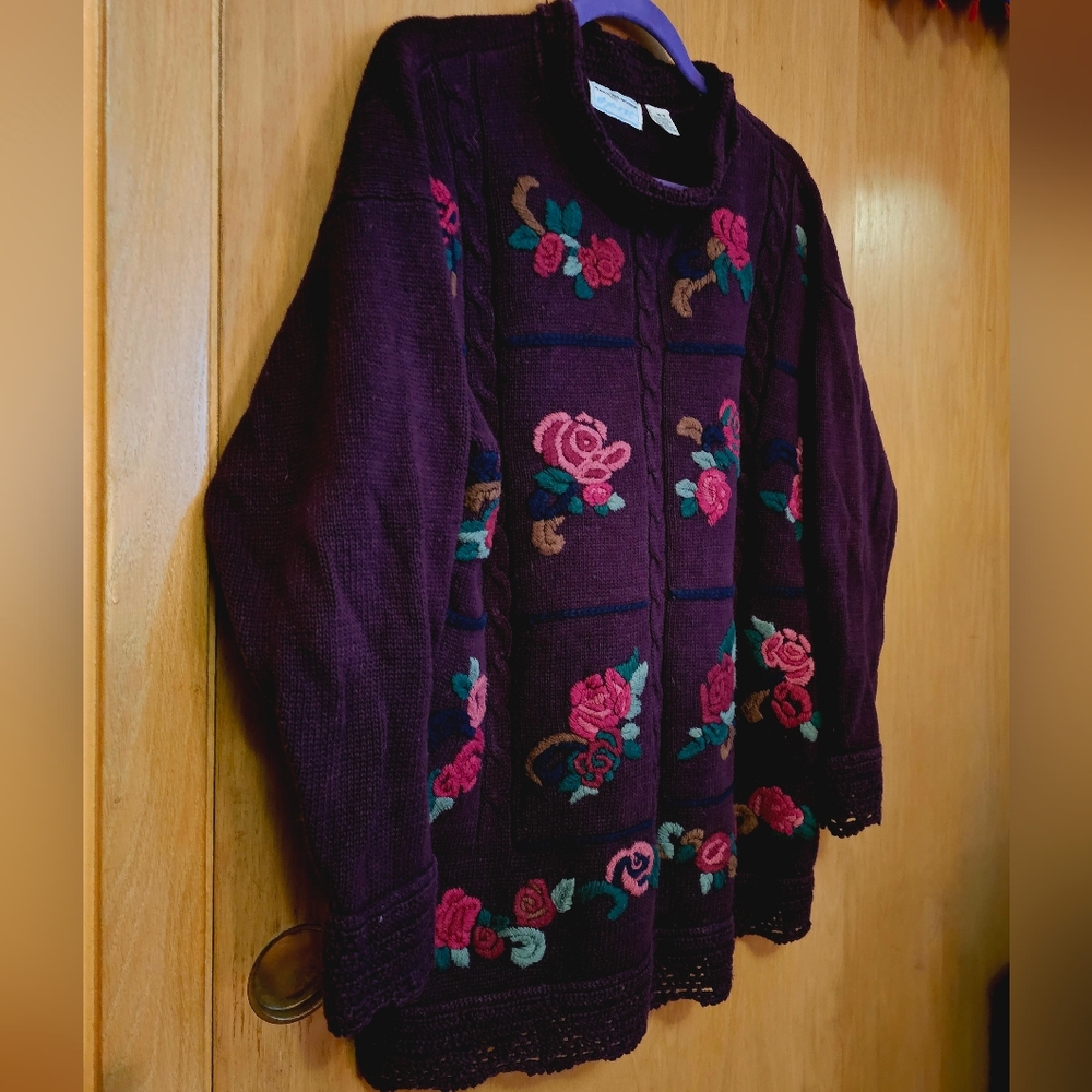 Vintage Purple Floral Sweater XL Maggie Lawrence Sport